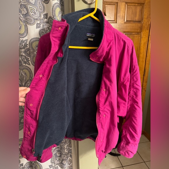 Patagonia Fleece Lined Magenta Jacket - Picture 5 of 6